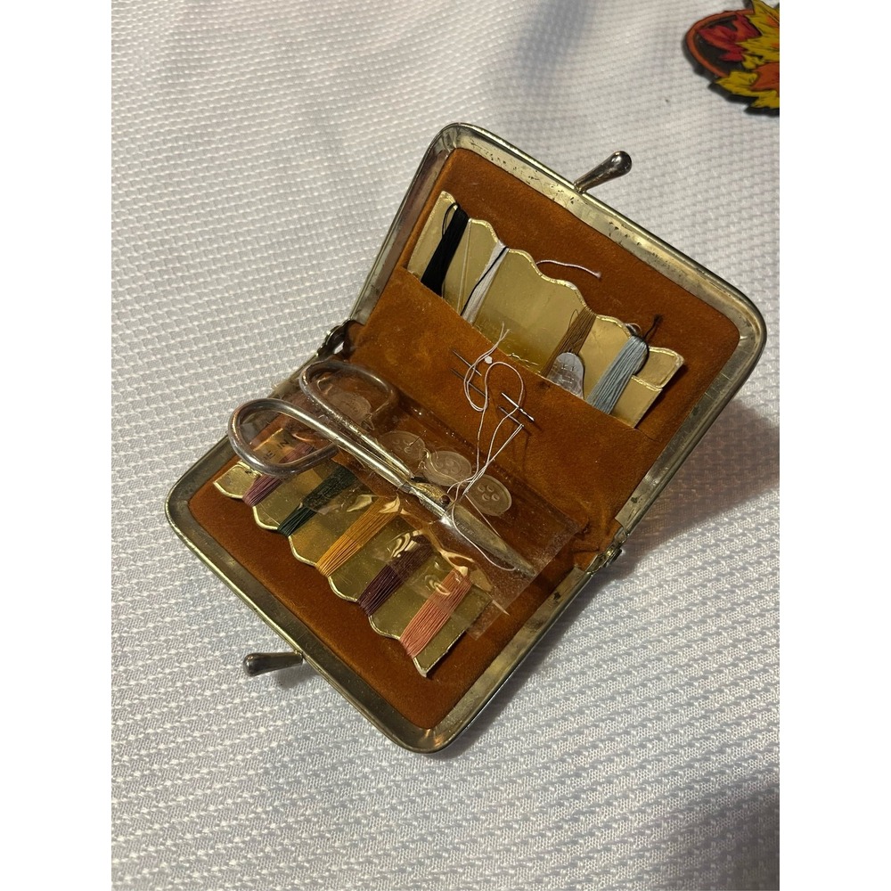 Vintage Gold Paisley Kiss Lock Travel Sewing Kit Compact Mending Set Velvet